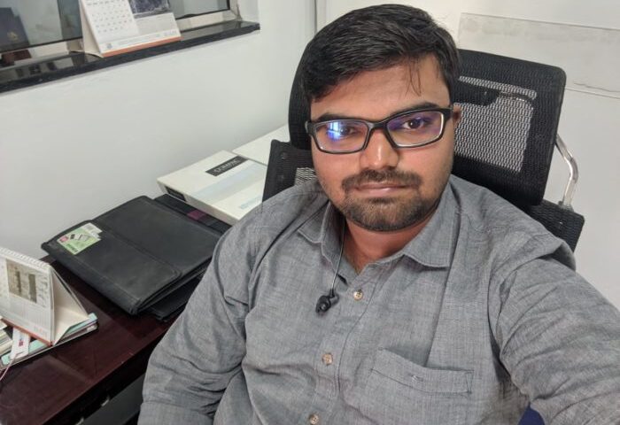 Mr. Elamparithi R